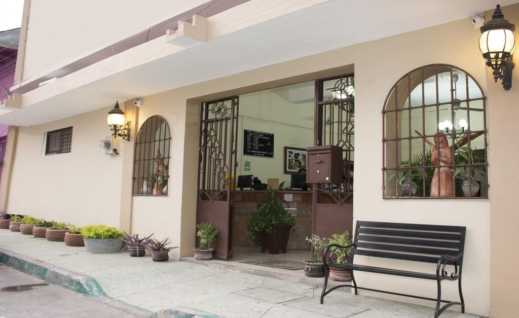 Hotel Cervantino Tapachula Exterior foto